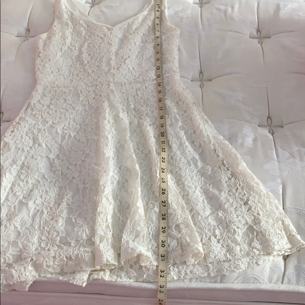 Ginger G white lace dress - Picture 7 of 8